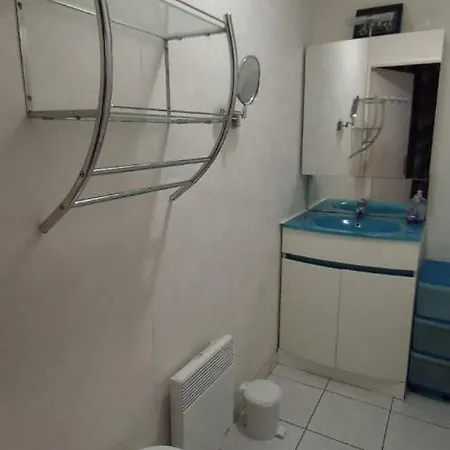 T2 Rez De Jardin Parking Apartman *